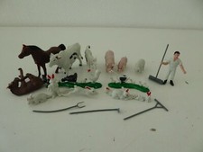 Lot 25 figurines plastiques la