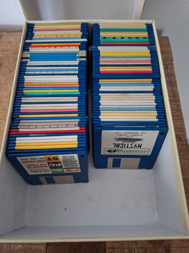 Lot 100 disquettes amiga - lot,