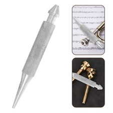  Outil de dressage d'embout