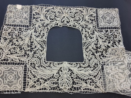 Dentelle ancienne lacet - ancienne, au