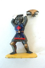 SOLDAT  CHEVALIER MOYEN AGE    JIM   PLASTIQUE  Ht 6 cm  BON ÉTAT