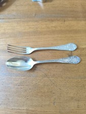 Métal  blanc couverts à