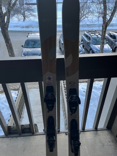 Armada zero stranger skis - stranger,