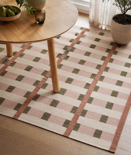 Tapis ancien scandinave