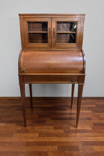 Bureau cylindre style Louis XVI en marqueterie