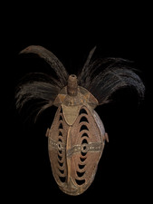 Masque heaume à igname –