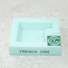 COMPAGNIE GENERALE TRANSALTLANTIQUE CENDRIER EN OPALINE VERTE ANCIEN