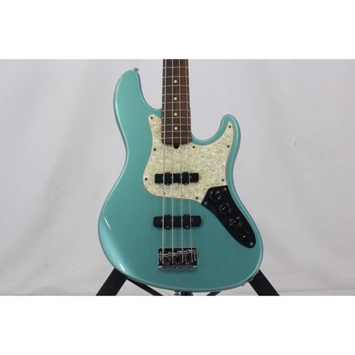 Guitare basse électrique