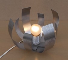 Lampe à poser "fleur de lumière" vintage par Jocelyne Trocmé design déco salon