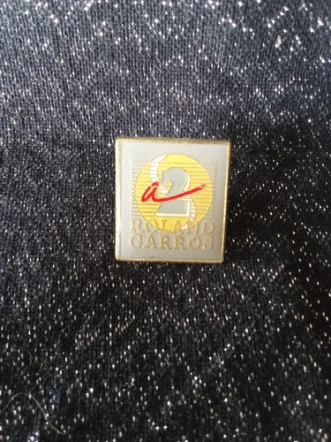 Pin roland garros - antenne, 2