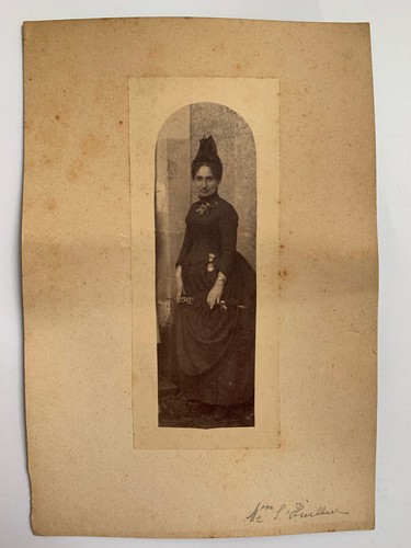 Photo albumine femme - femme, robe