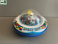 Jouet Ancien à Pile Vaisseau