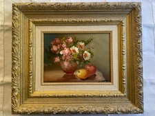 Charming Bouquet Of Roses And