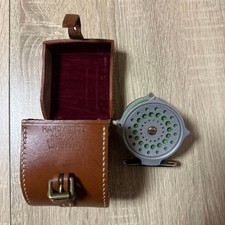 Moulinet de pêche léger