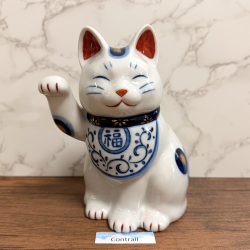 Maneki neko beckoning lucky - maneki,
