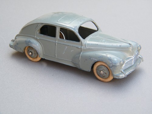 Peugeot 203 dinky - 203,