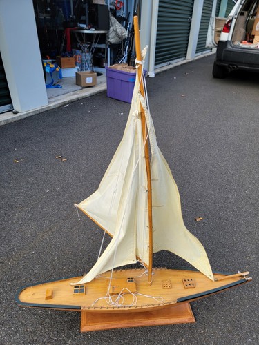Wooden pond yacht sail boat - ,