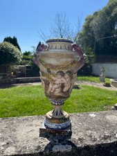 Vase en porcelaine Capodimonte