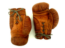 Beaux gants de boxe anciens en cuir Commonwealth UK