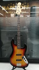 Guitare basse électrique