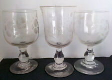 3 Verres à eau 18/19e soufflés gravés à l'acide. Haut : 12,7 - 13,2 & 14 cm - K