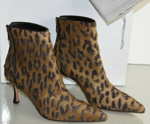 995 new manolo blahnik lace - $995,