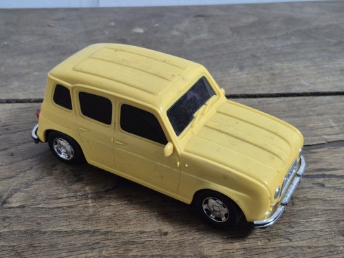 Voiture miniature renault - voiture, 4l