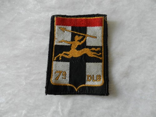 Ancien insigne militaire