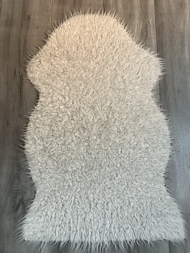 Tapis style mouton - tapis-style, mouton-ikea-tejn