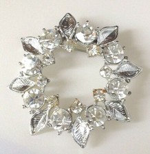 broche vintage couleur argent