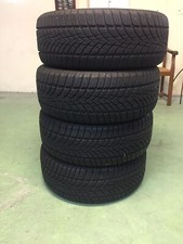 Pneu neige Dunlop  235/50 R18 avec housse de protection Michelin