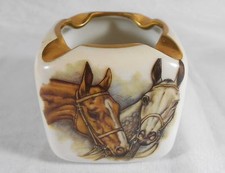 MAGNIFIQUE CENDRIER " AUX CHEVAUX " EN PORCELAINE DE LIMOGES 