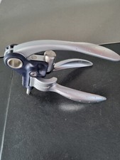 Tire bouche screwpull metal - tire,