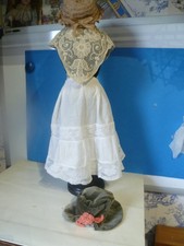 LOT Jupon ancien pour poupée de mode parisienne, plastron dentelle et 2 chapeaux