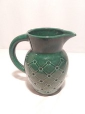 PICHET A EAU. POET LAVAL. DECOR RESILLE.