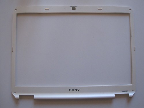 Plasturgie contour écran - ,