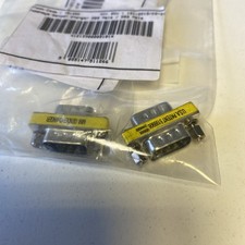 2 x adaptateurs DB9 mâle vers