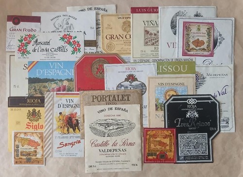 Lot 23 etiquettes - ,