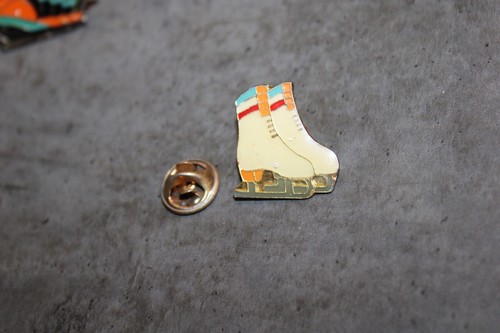 Pin patins glace patinage - patins, à