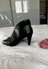 BOOTS ** ANDRE ** T. 38 CUIR NOIR ETAT NEUF