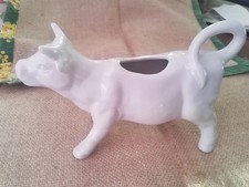 Pot à lait en forme de vache
