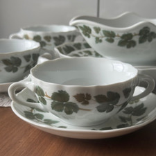 Hutschenreuther soup set, 1960s German porcelain – 6 cups, gravy boat, dish