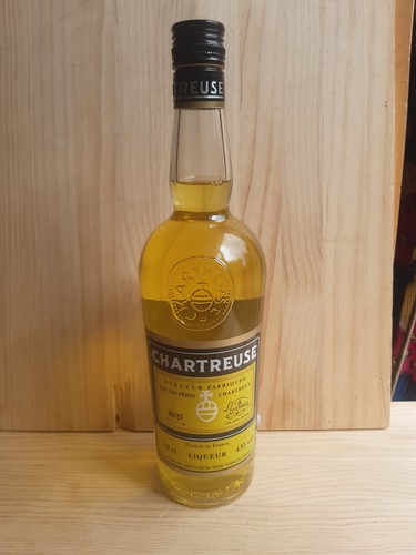 Bouteille chartreuse jaune - bouteille,