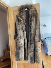 manteau long de fourrure