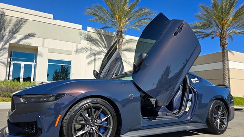 Ford mustang 2024 vertical - mustang,