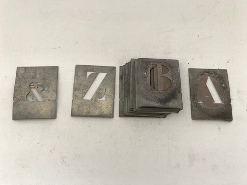 Anciens pochoirs alphabet - pochoirs,