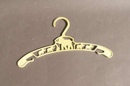 Petit cintre porte manteau