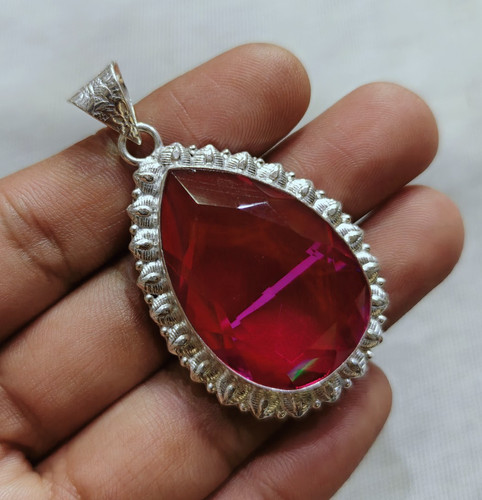 Incroyable pendentif quartz