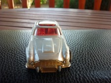 CORGI 270. James Bond 007 Aston Martin DB 5.  Made in GB. 1/43. 1976-1977.