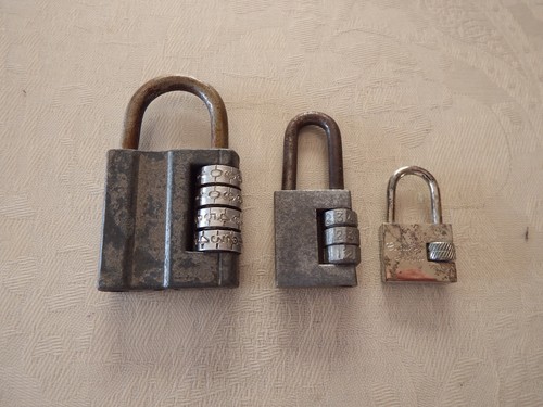 Lot cadenas anciens à - de,